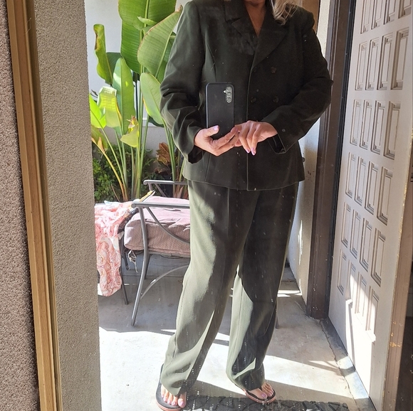 Suit Studio Pant Suit SzP16 Dbl Breasted FullyLined Pants/Jacket Olive Polyester - Picture 2 of 15